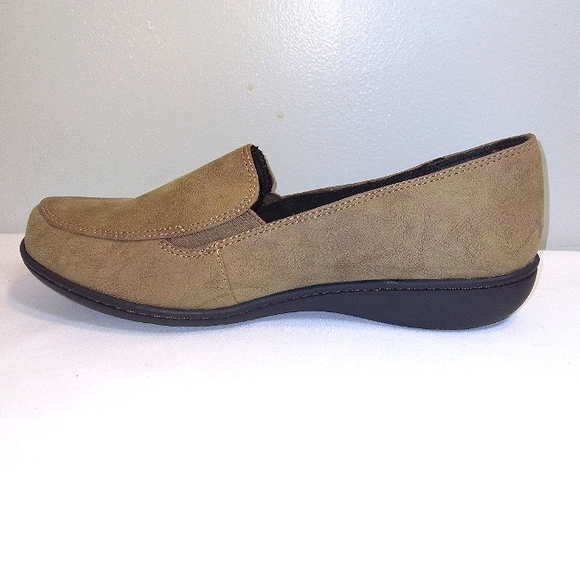 NWOT Softstyles 'Jaylene' Oxford style loafer in Walnut faux nubuck Size 6 - Picture 12 of 12